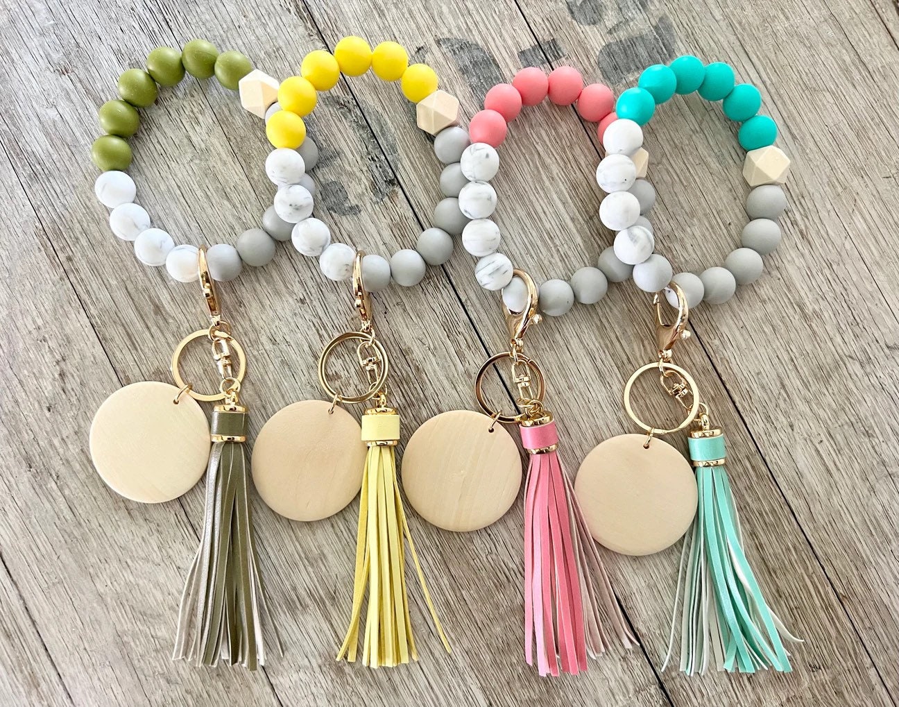 Personalized Marble Print Keychain Wristlet – Silicone beads Gift for her, teacher appreciation, bridesmaids gift, Graduation Class of 2022 - For The Little Things